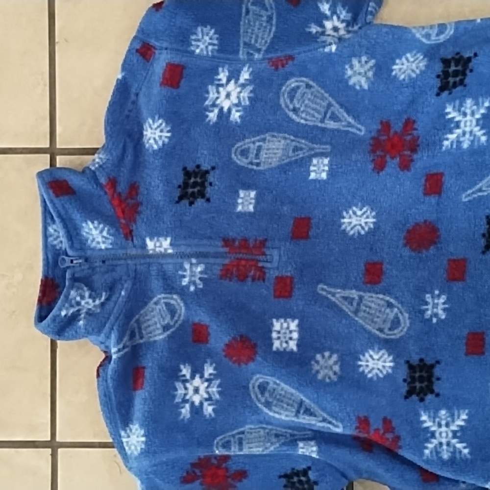 Winter sports themed Sweatshirt, size small, by Cherokee - Picture 6 of 9